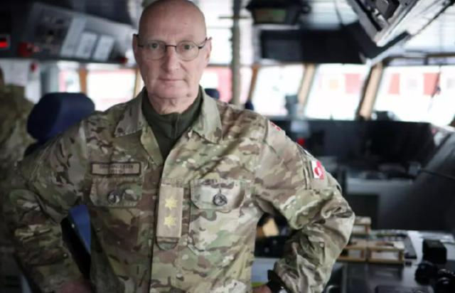 特朗普声称格陵兰岛“到处是中俄船只”，丹麦司令：一艘都没看到